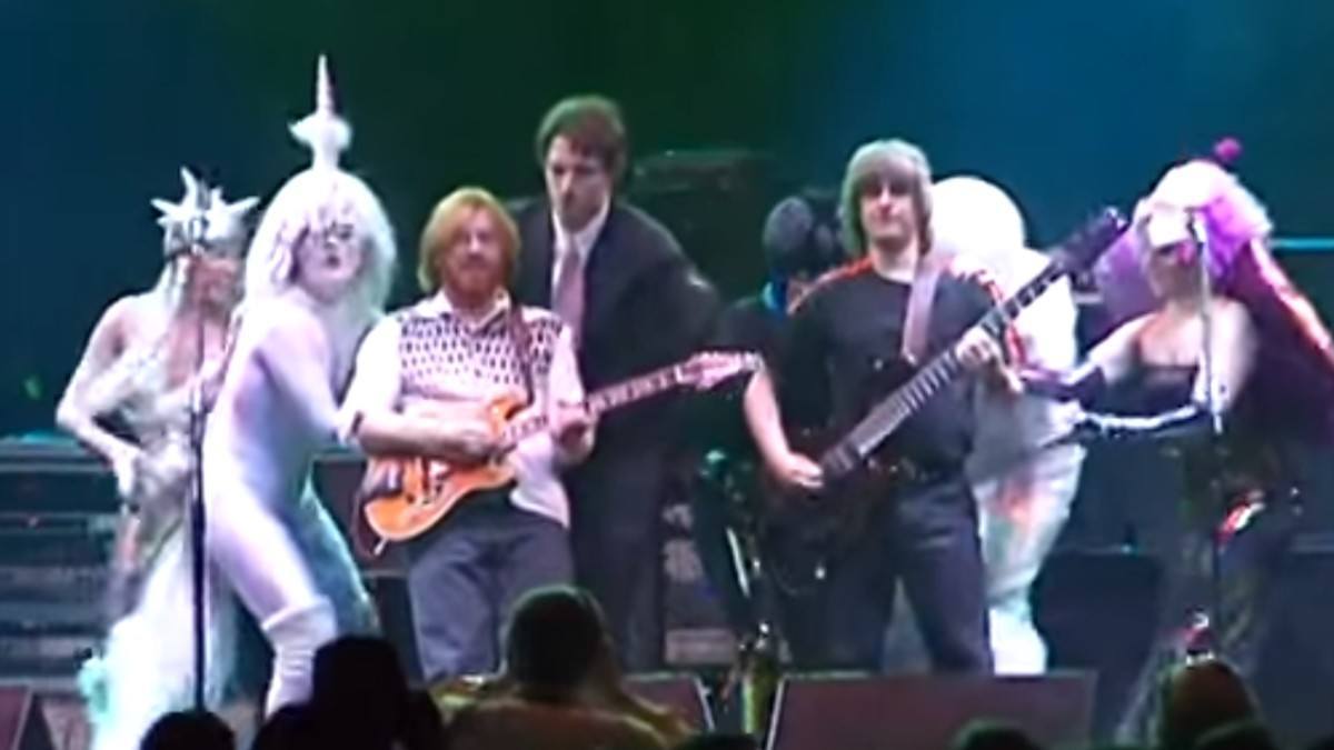 Phish Shares Official Footage Of ‘1999’ From MSG 1998