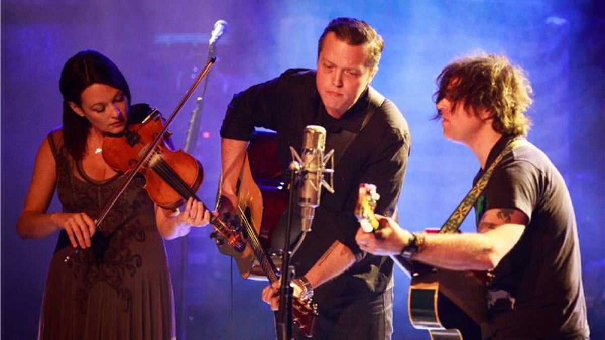 Ryan Adams Welcomes Jason Isbell & Covers Bryan Adams In Nashville