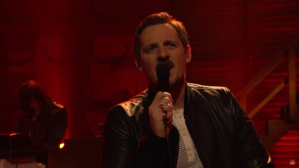 Sturgill Simpson Performs On ‘Conan’ & Plays New Album At KCRW