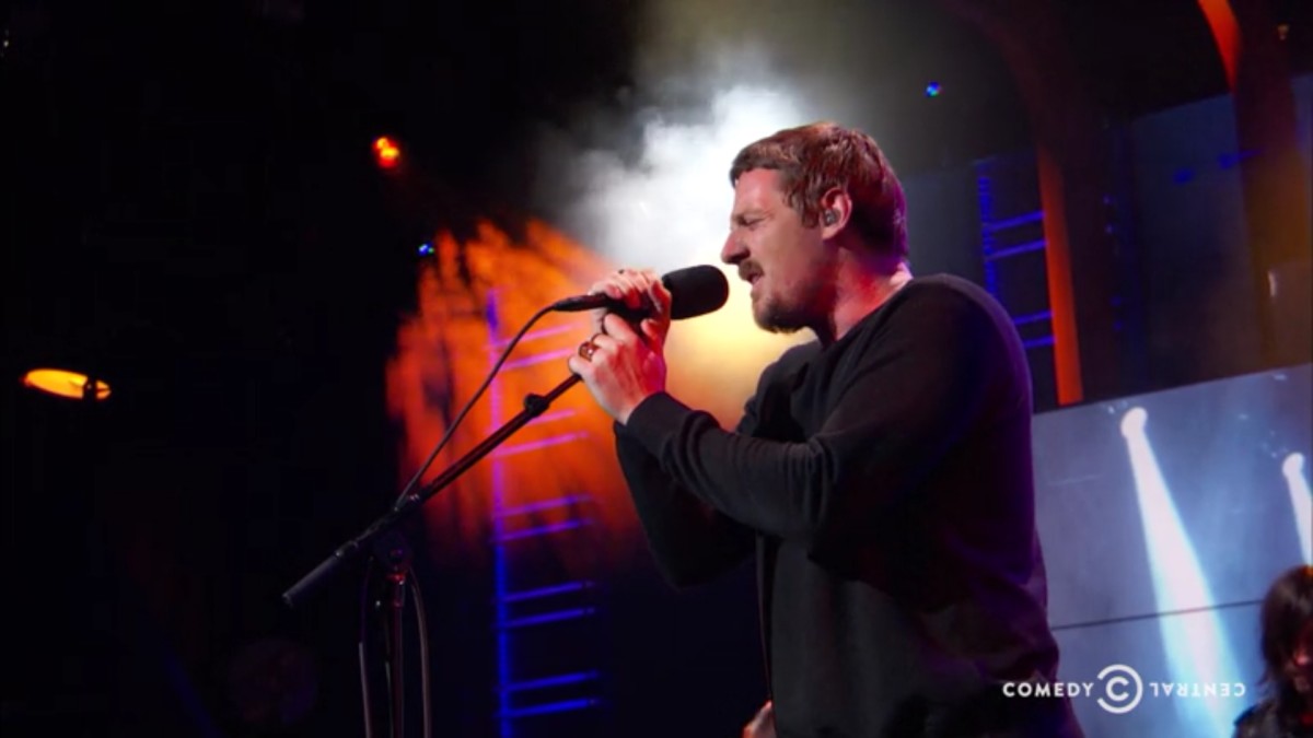 Sturgill Simpson Covers Nirvana On ‘The Daily Show’