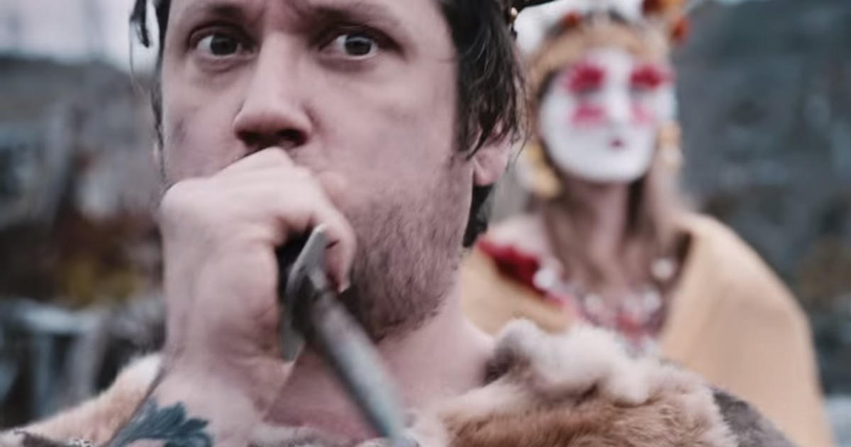 Video | Modest Mouse - The Ground Walks
