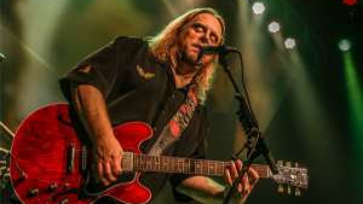 Interview | Warren Haynes and the Never-Empty Calendar