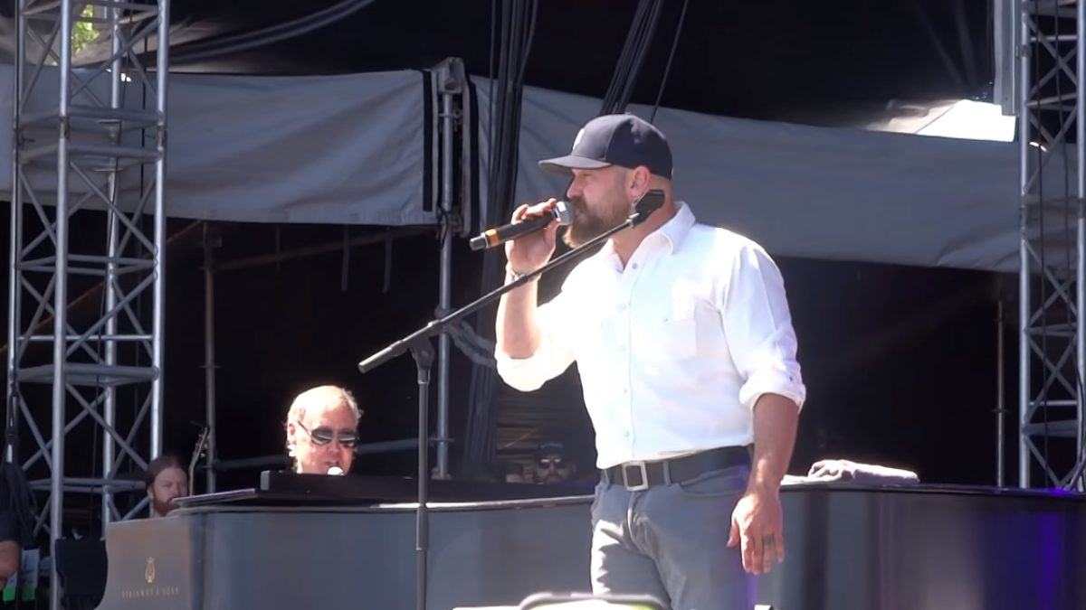 Zac Brown Joins Bruce Hornsby & The Noisemakers At Southern Ground