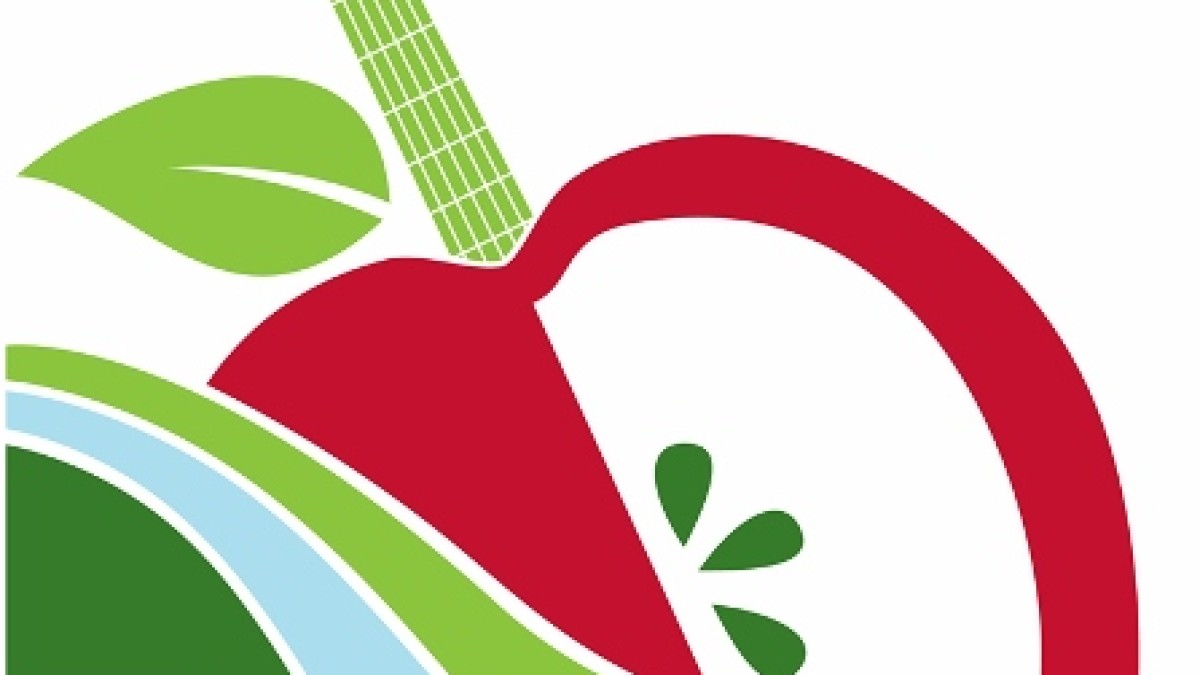 Couch Tour Alert | Farm Aid - Neil Young Willie Nelson And More