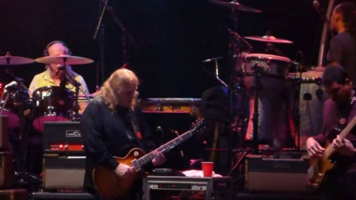 Allman Brothers Band Play Penultimate Show Of Career