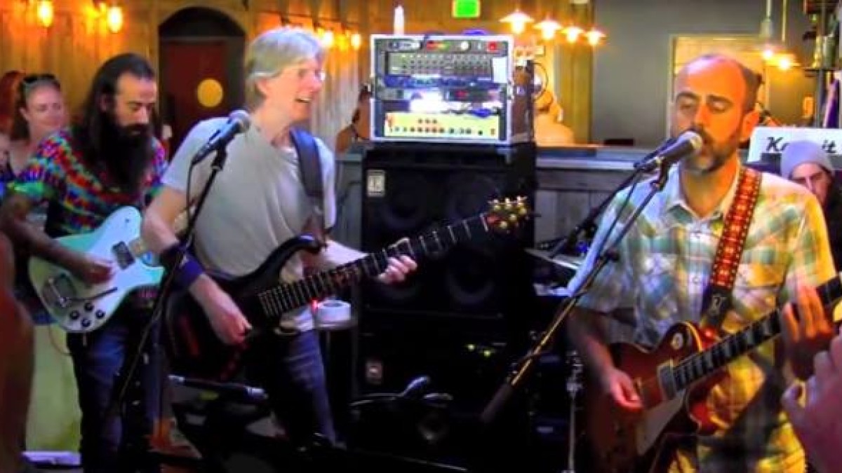 Al Schnier Performs With Terrapin Family Band & Phil Lesh
