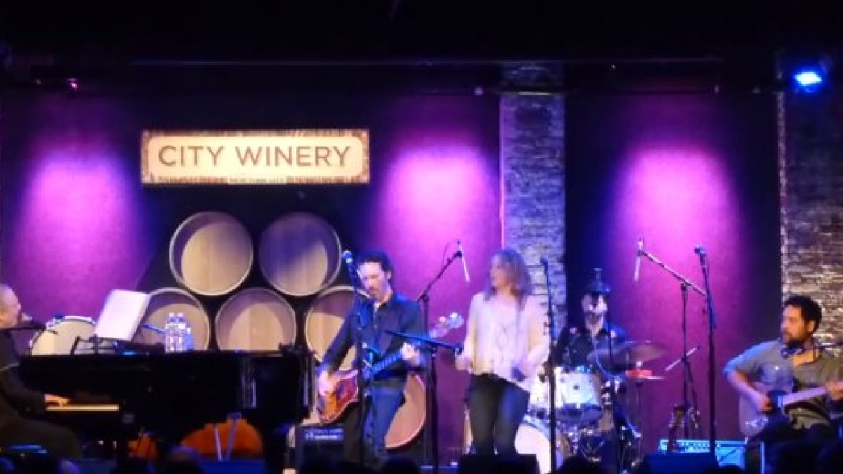 Donald Fagen Sits In With Amy Helm & The Handsome Strangers