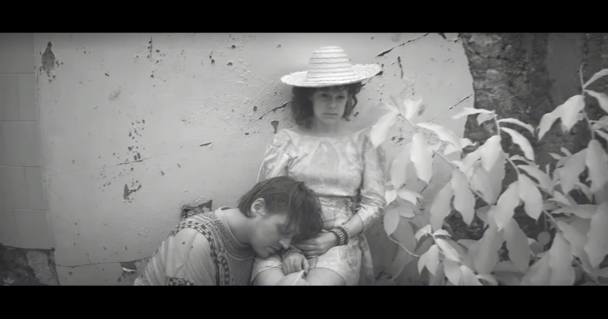 Video | Arcade Fire - Porno From The Reflektor Tapes