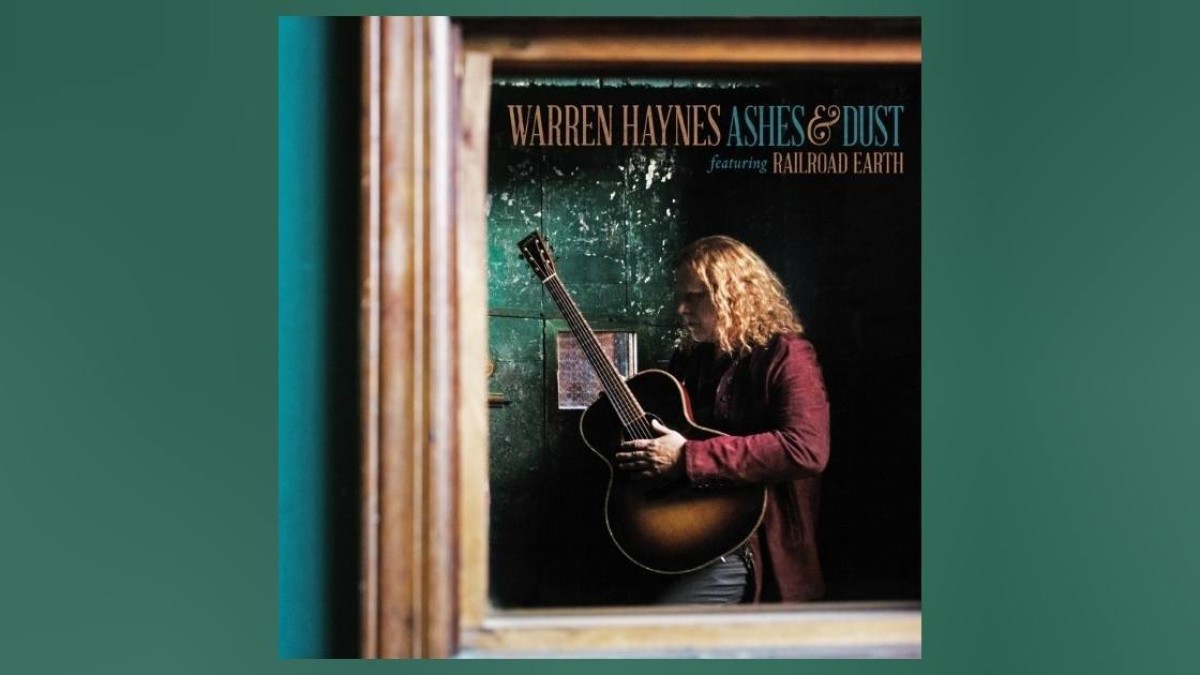 Audio | Warren Haynes Featuring Railroad Earth - Is It Me Or You