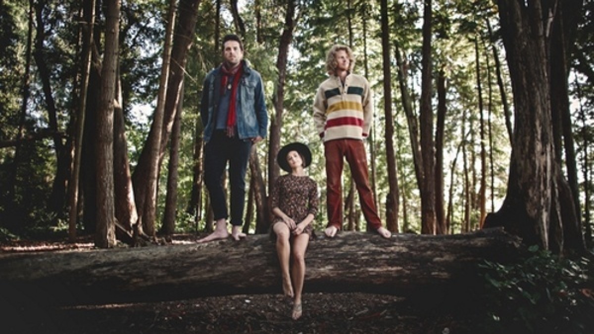 Ballroom Thieves Announce Debut Album & Spring Tour