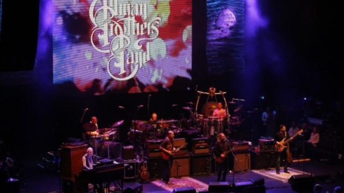 Allman Brothers Say Farewell With Three Sets At Beacon
