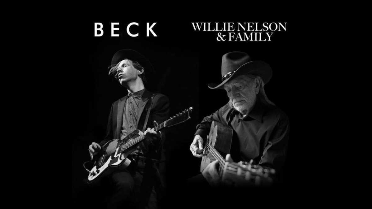 Willie Nelson Guests With Beck In Kansas City