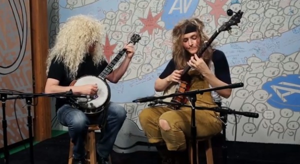 Cover Alert | Bela Fleck & Abigail Washburn - The Final Countdown