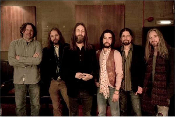 Chris Robinson Discusses Black Crowes Breakup On HuffPost Live