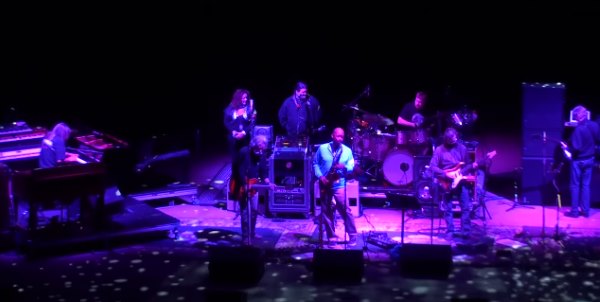 Throwback Thursday | Branford Marsalis Jams With Furthur