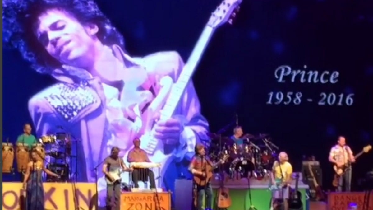 Jimmy Buffett Honors Prince With Cover In Raleigh