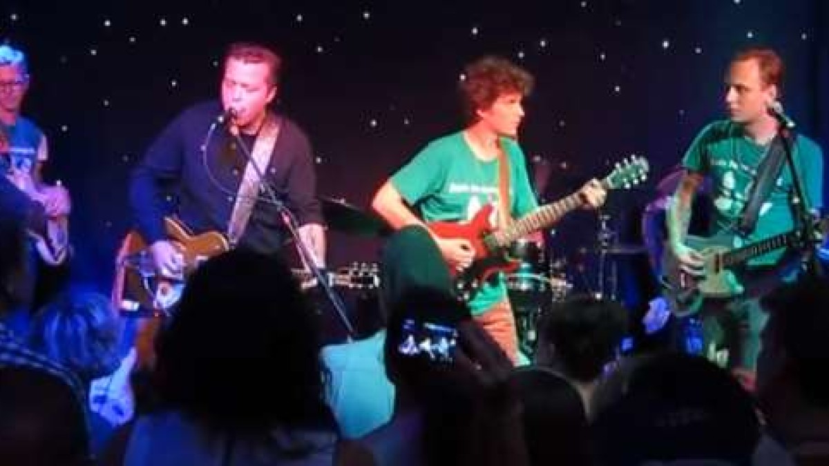 Pullin' 'Tubes | Deer Tick And Jason Isbell Team Up For Simple Man