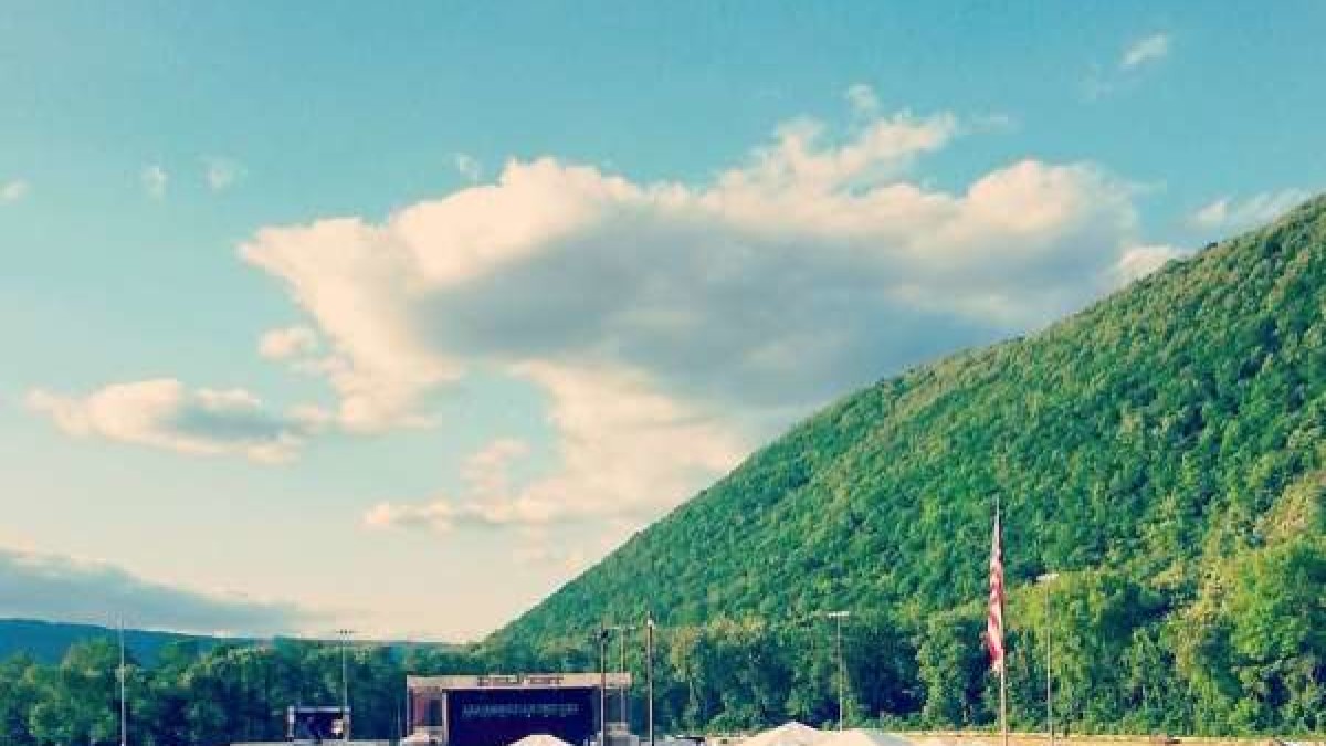 Review | DelFest | Cumberland