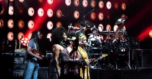 The Lovely Ladies Return With Dave Matthews Band In Holmdel