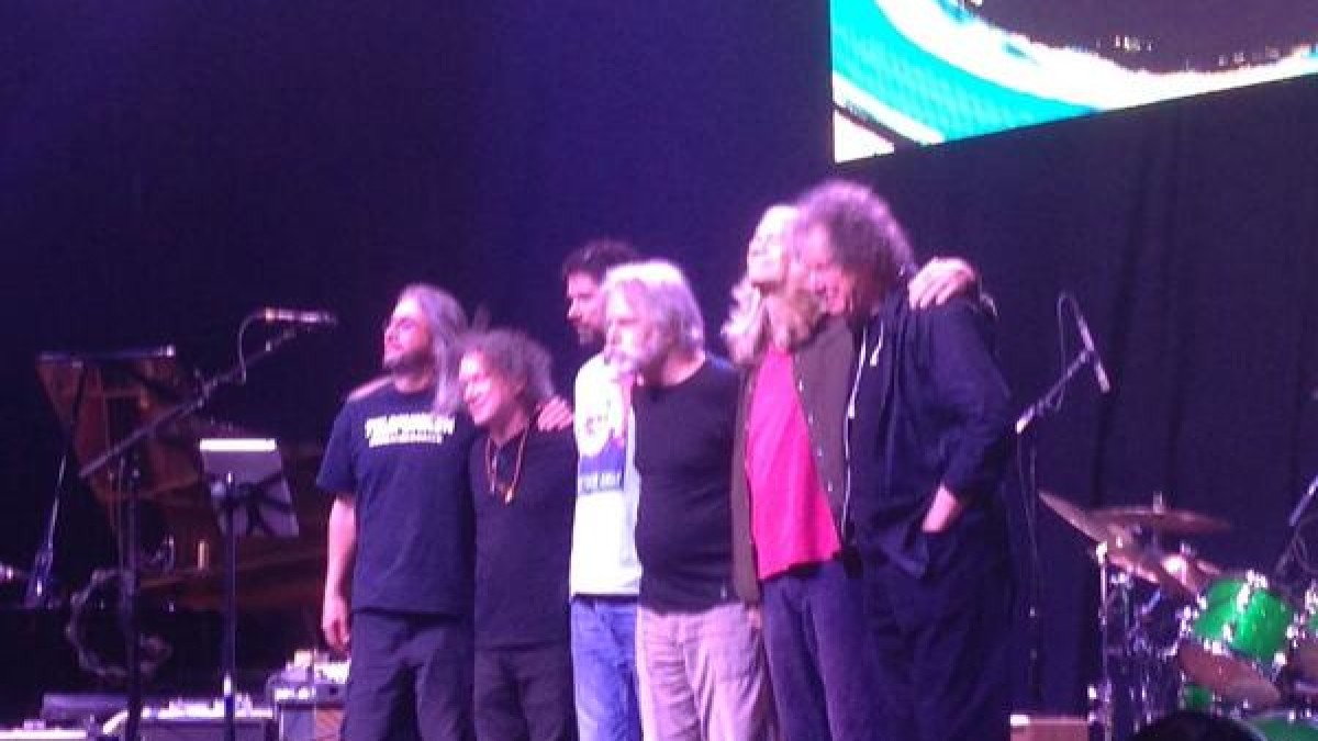 Bob Weir And RatDog Don't Let Go At 900th Show