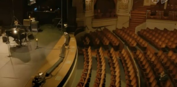 Video | Bob Dylan Plays Bust Outs For One Super Fan