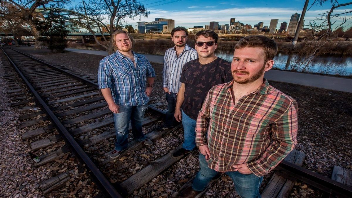 Exclusive Premiere | Fox Street - Justified
