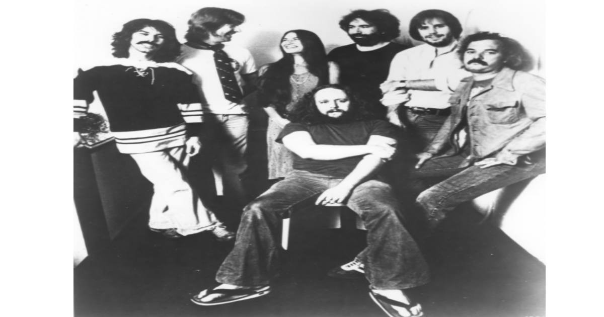 Phil Lesh & Friends Pay Tribute To Grateful Dead 1976