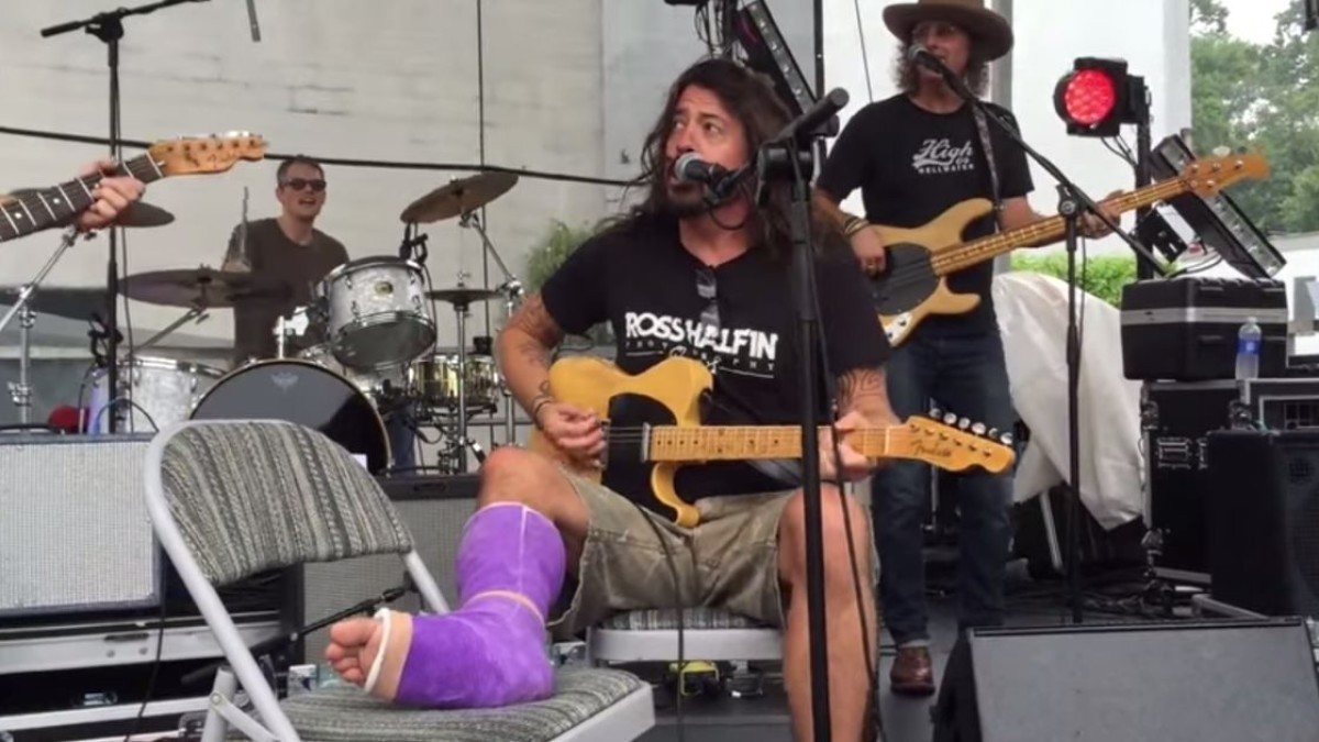 Cover Alert | Dave Grohl Covers Cinnamon Girl