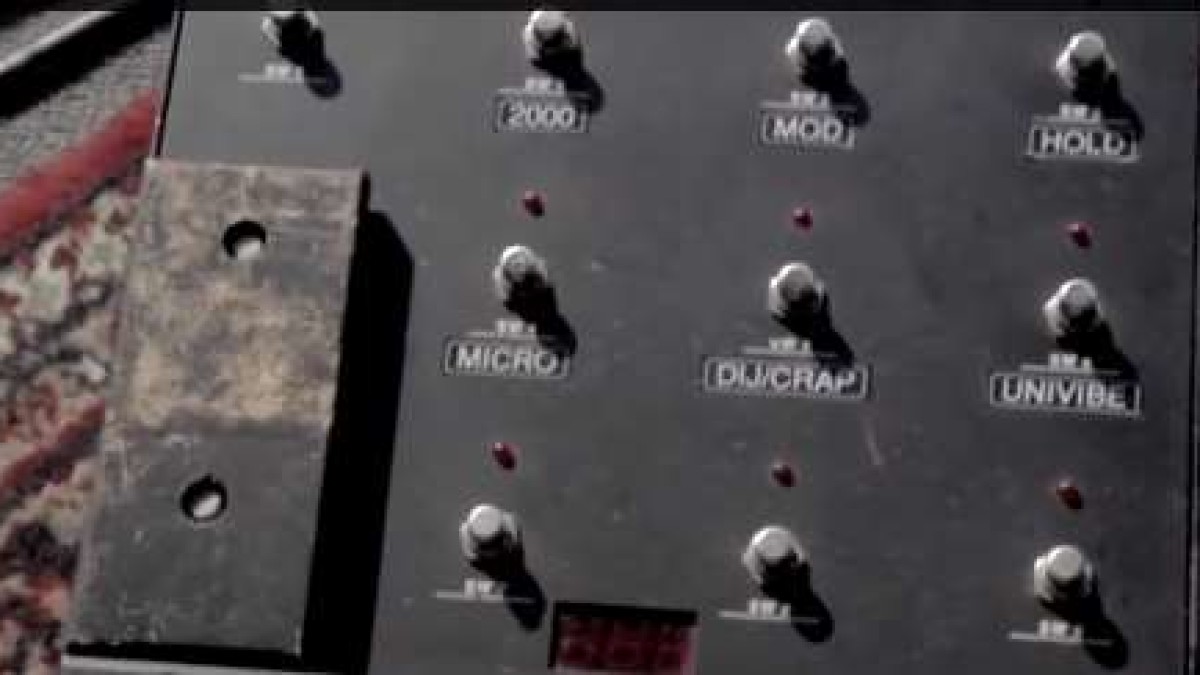 Sunday Cinema | Ten Guitar Rig Rundown Videos