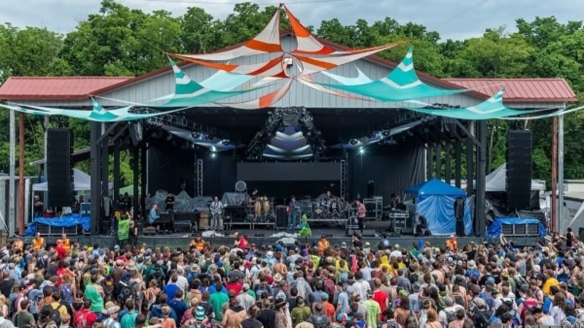 moe. Welcomes Bruce Hornsby & Mummies At Summer Camp