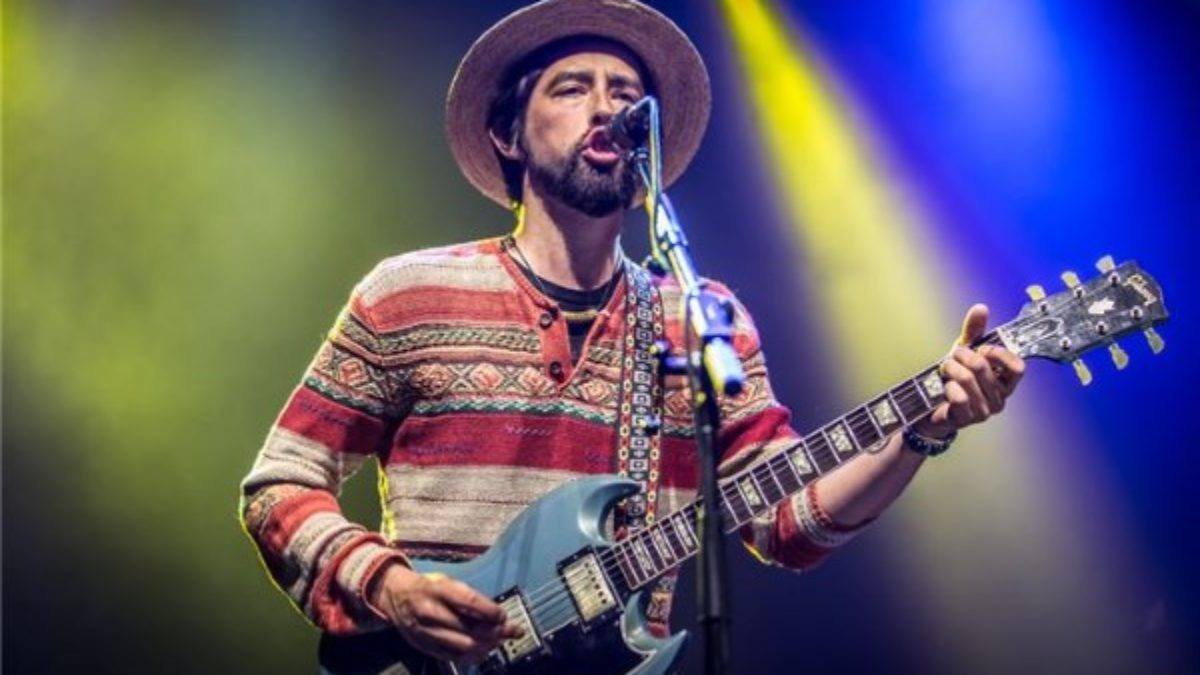 Jackie Greene To Sing National Anthem At Playoff Game
