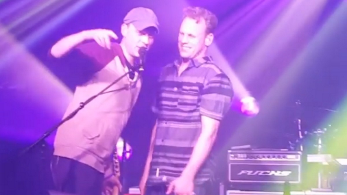 Isaac Teel Of TAUK Guests With Umphrey's McGee In Raleigh