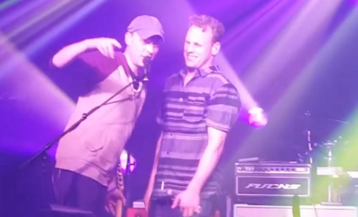 Isaac Teel Of TAUK Guests With Umphrey's McGee In Raleigh