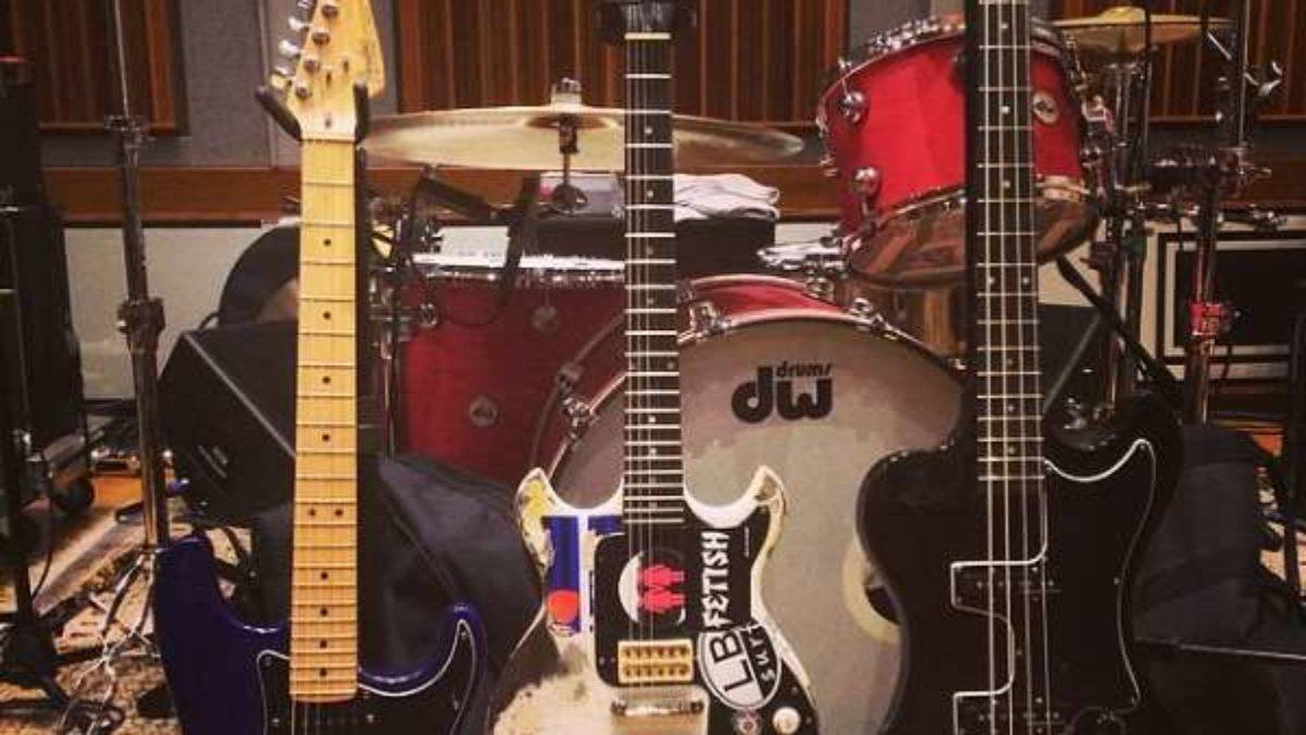 Foos Hint At Joan Jett Leading Nirvana For Rock Hall Induction