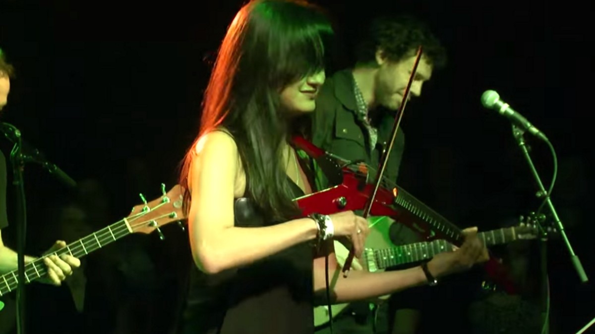 Pro-Shot: Katie Jacoby Adds Electric Violin To Joe Russo's Almost Dead's 'Friend Of The Devil'