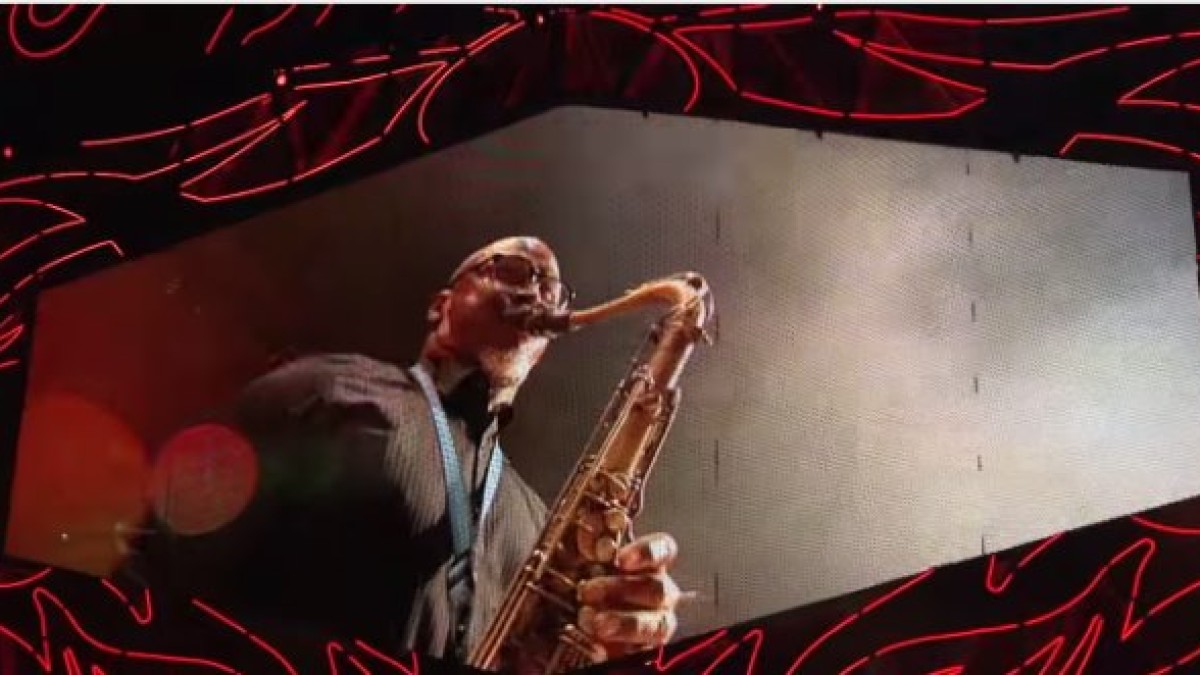 Video | Karl Denson Lets Loose On Brown Sugar With Stones