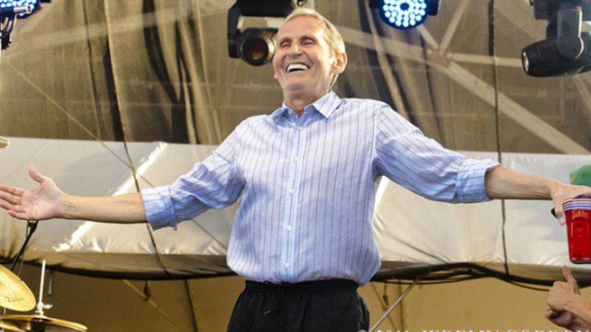 Plans Proposed To Re-Name NY Bridge After Levon Helm