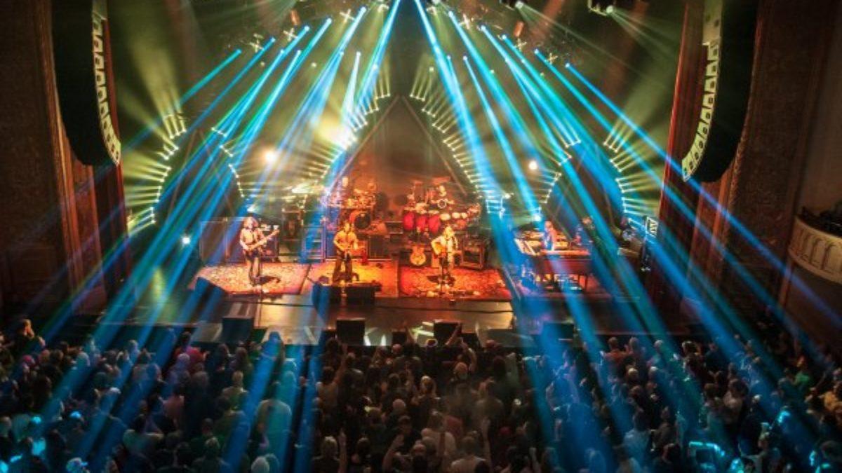 Todd Stoops Guests With The String Cheese Incident