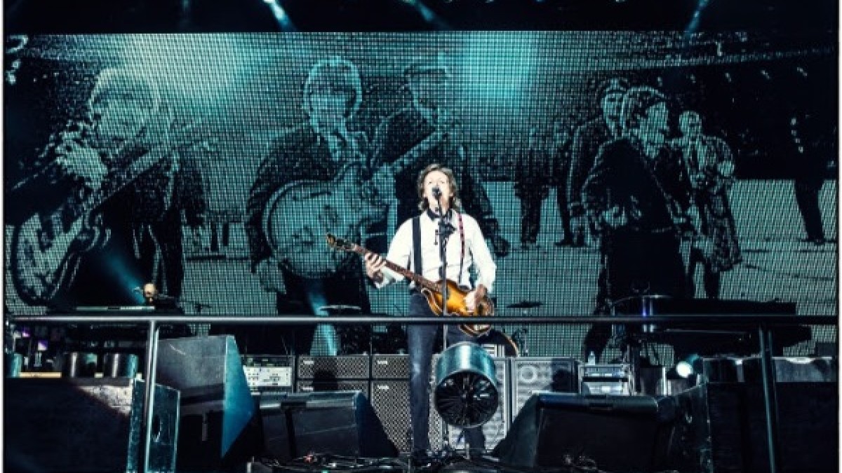 Paul McCartney Closes Candlestick Park With Marathon Show