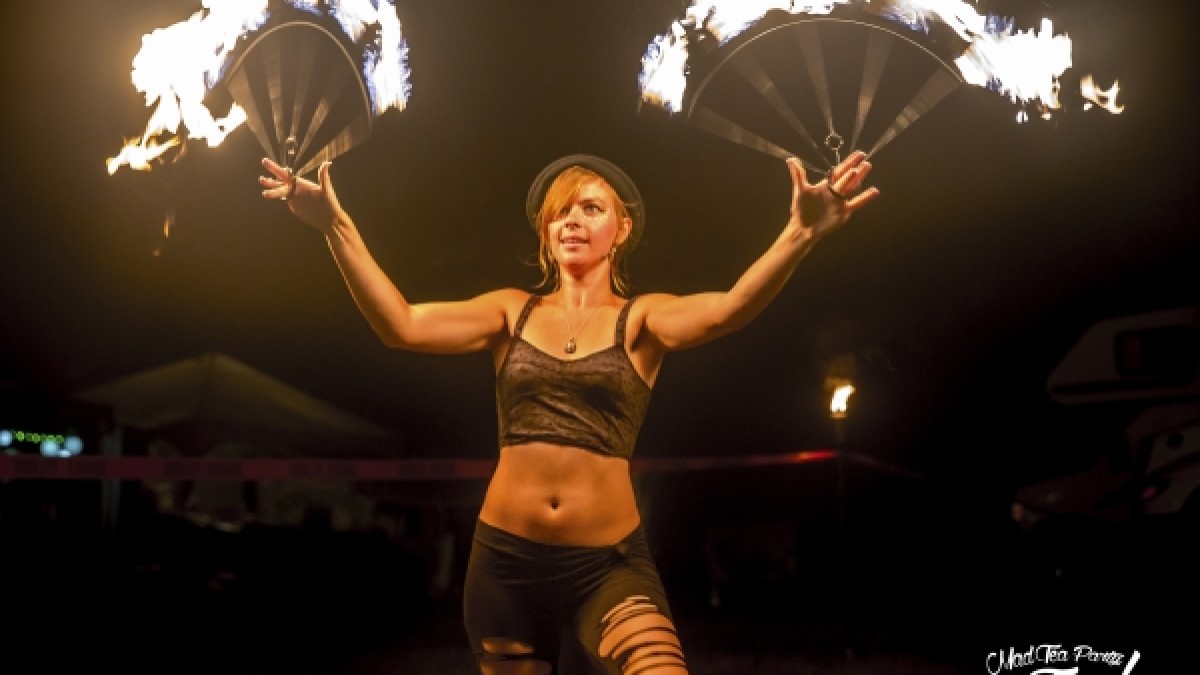 Review & Photos | Mad Tea Party Jam | Hedgesville
