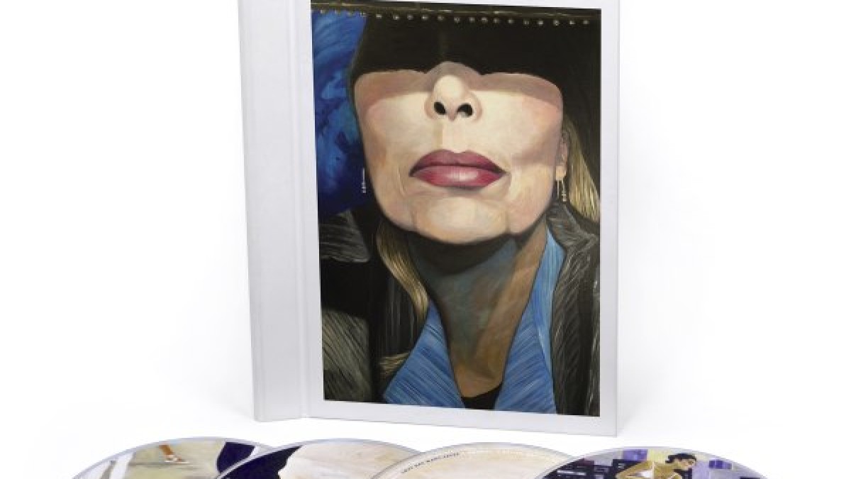 Giveaway | Joni Mitchell Love Has Many Faces Box Set