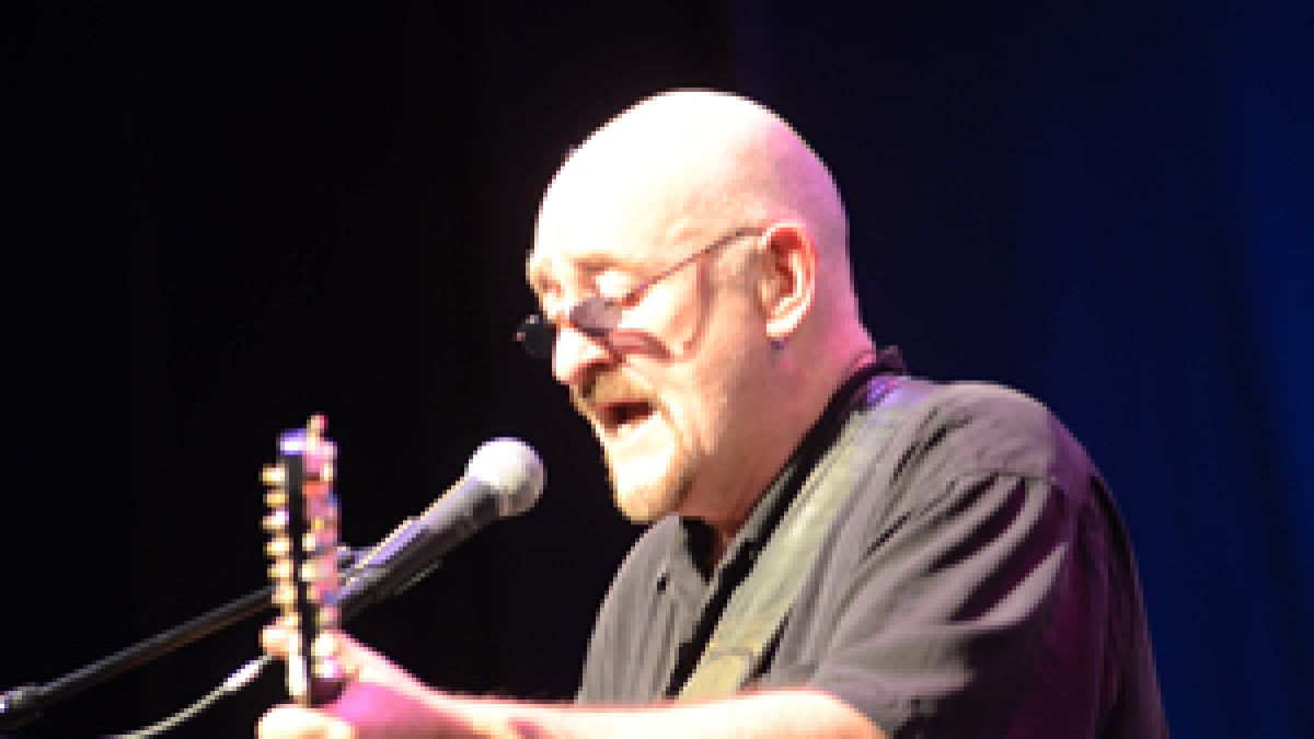 Review & Photos | Dave Mason's Traffic Jam | Chicago