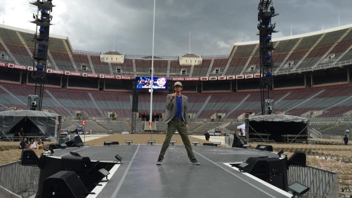 Rolling Stones Bust Out Hang On Sloopy In Columbus