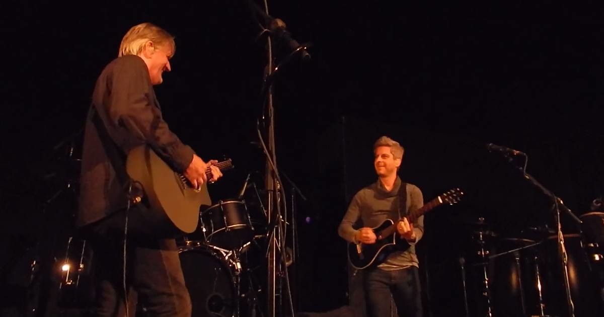Video | Mike Gordon & Scott Murawski Covers Medley