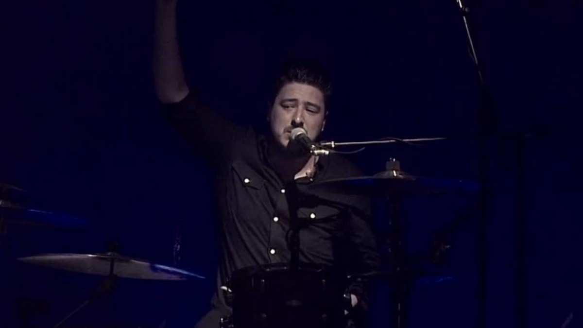 Mumford & Sons & Guests Cover The Beatles At Bonnaroo
