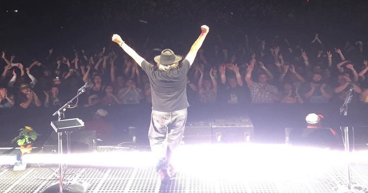 Opening Night | Neil Young & Promise Of The Real Kick Off Tour