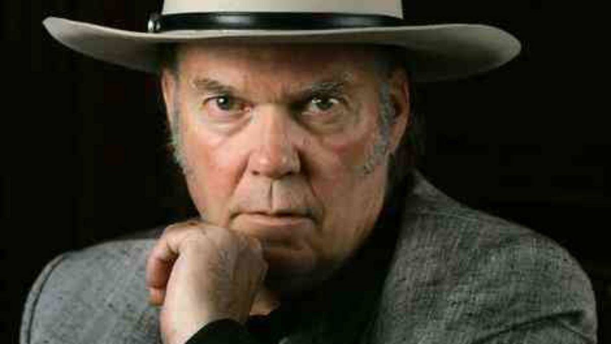 Neil Young Adds Third Hollywood Show