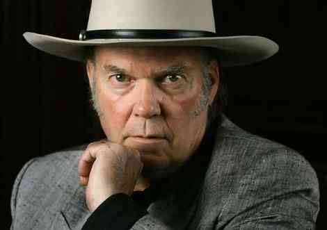 Neil Young Dusts Off Gems At First Los Angeles Show