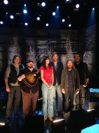 Video | Nicki Bluhm And The Gramblers Holiday Song