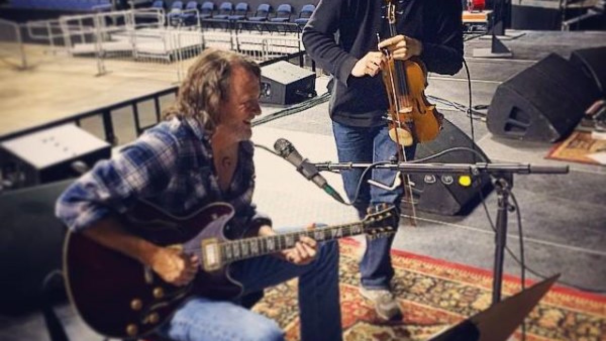 Widespread Panic Finishes Fall Strong With Nicky Sanders